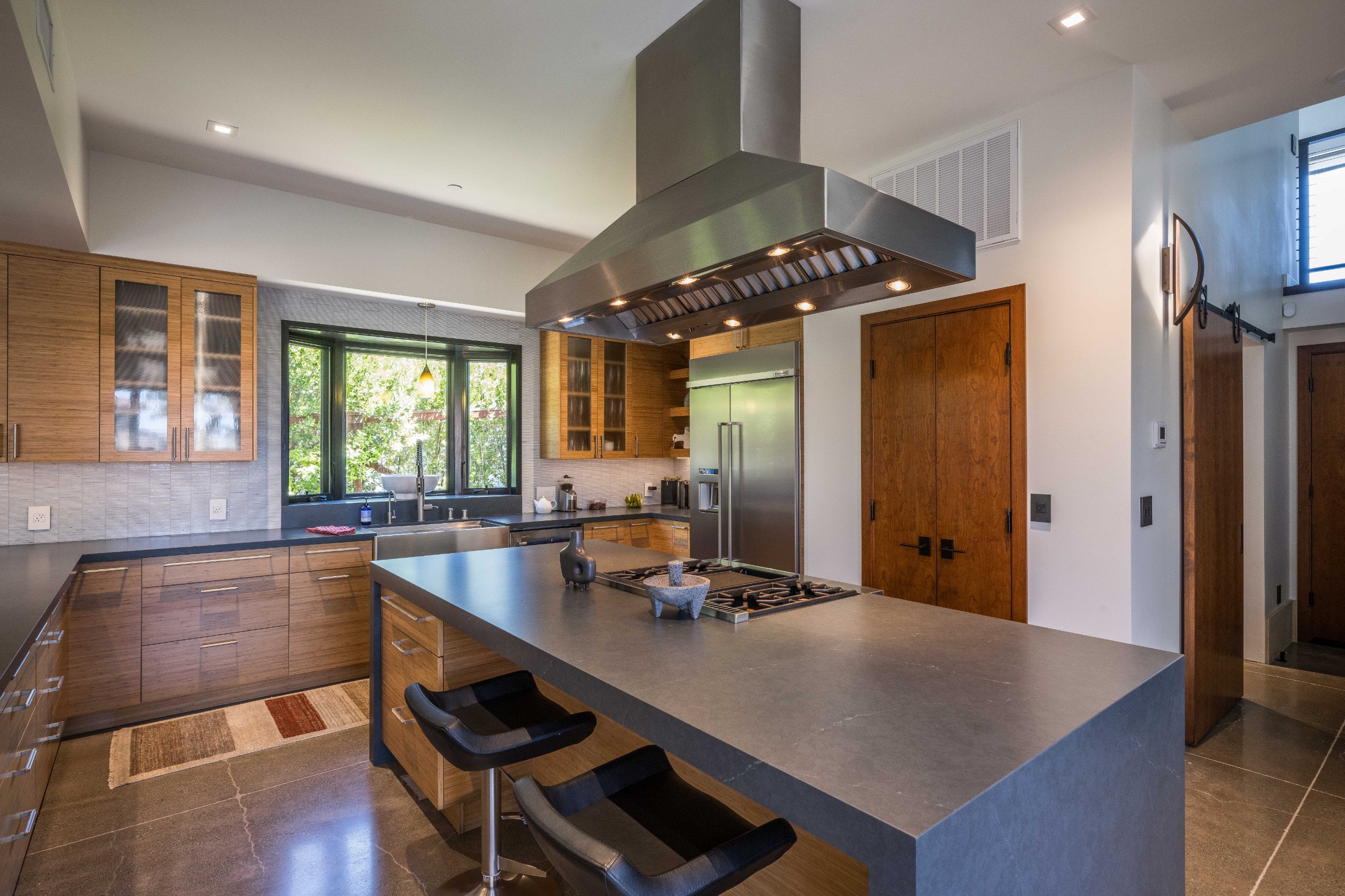 37 pascale court 80390 10
