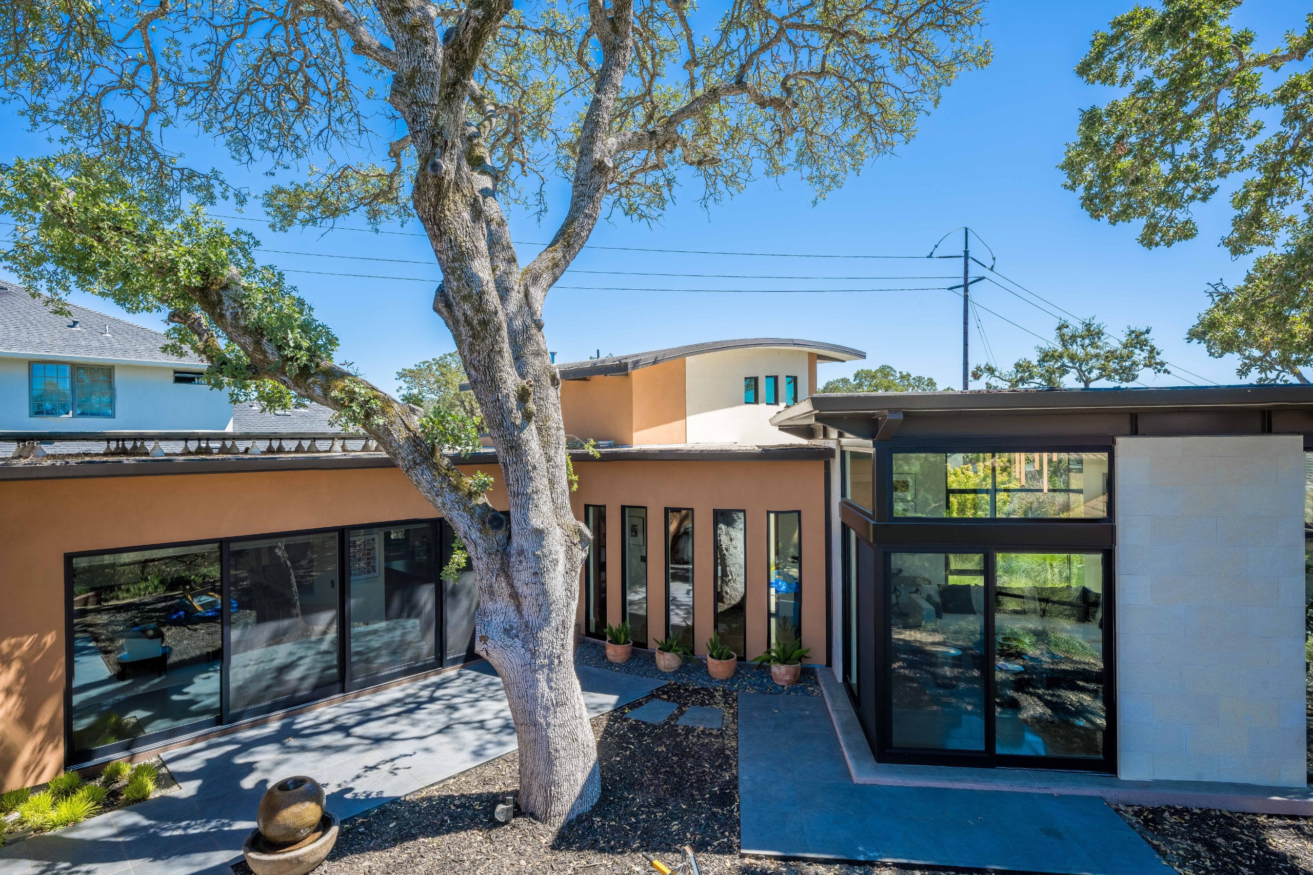 37 pascale court 80390 31