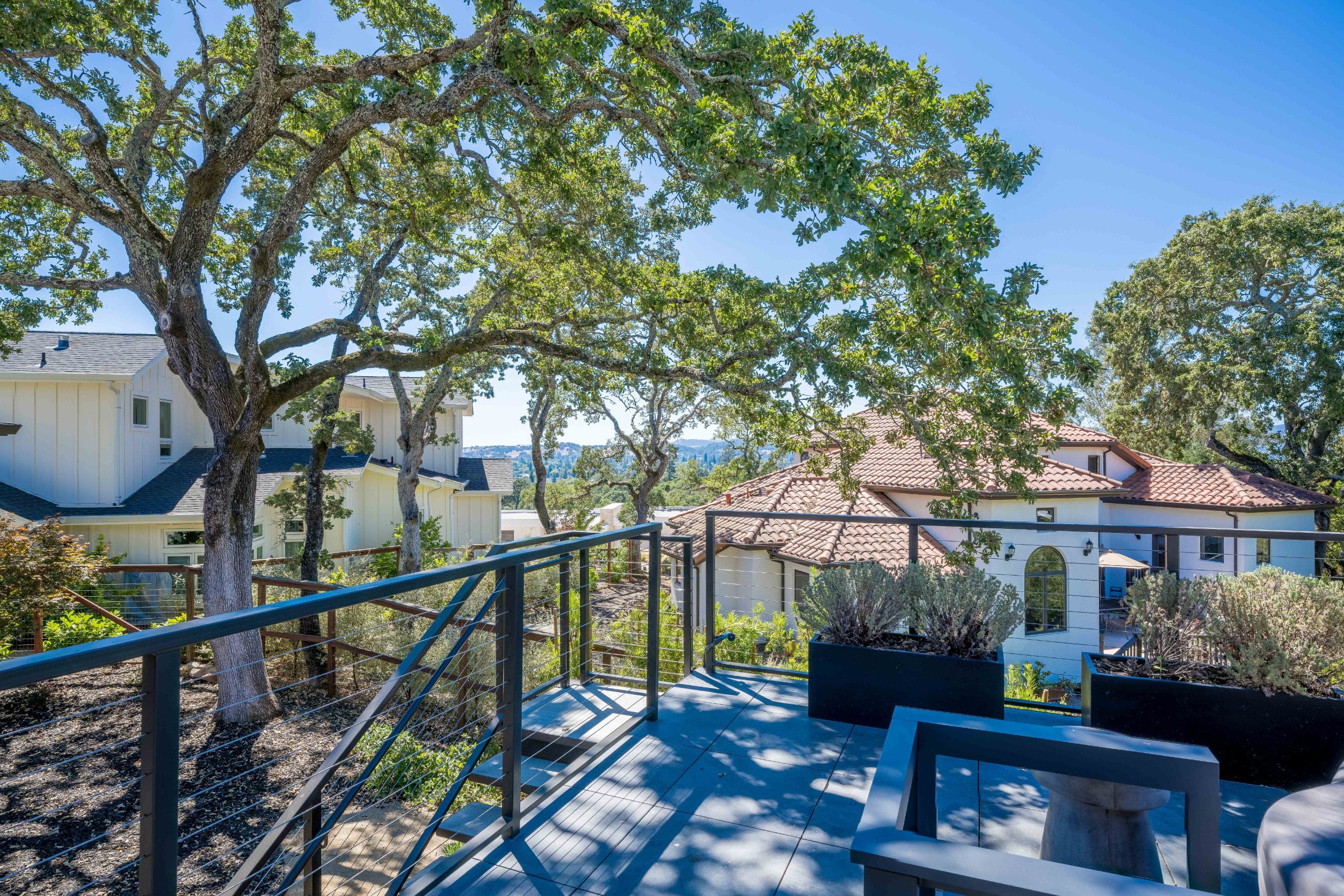 37 pascale court 80390 32