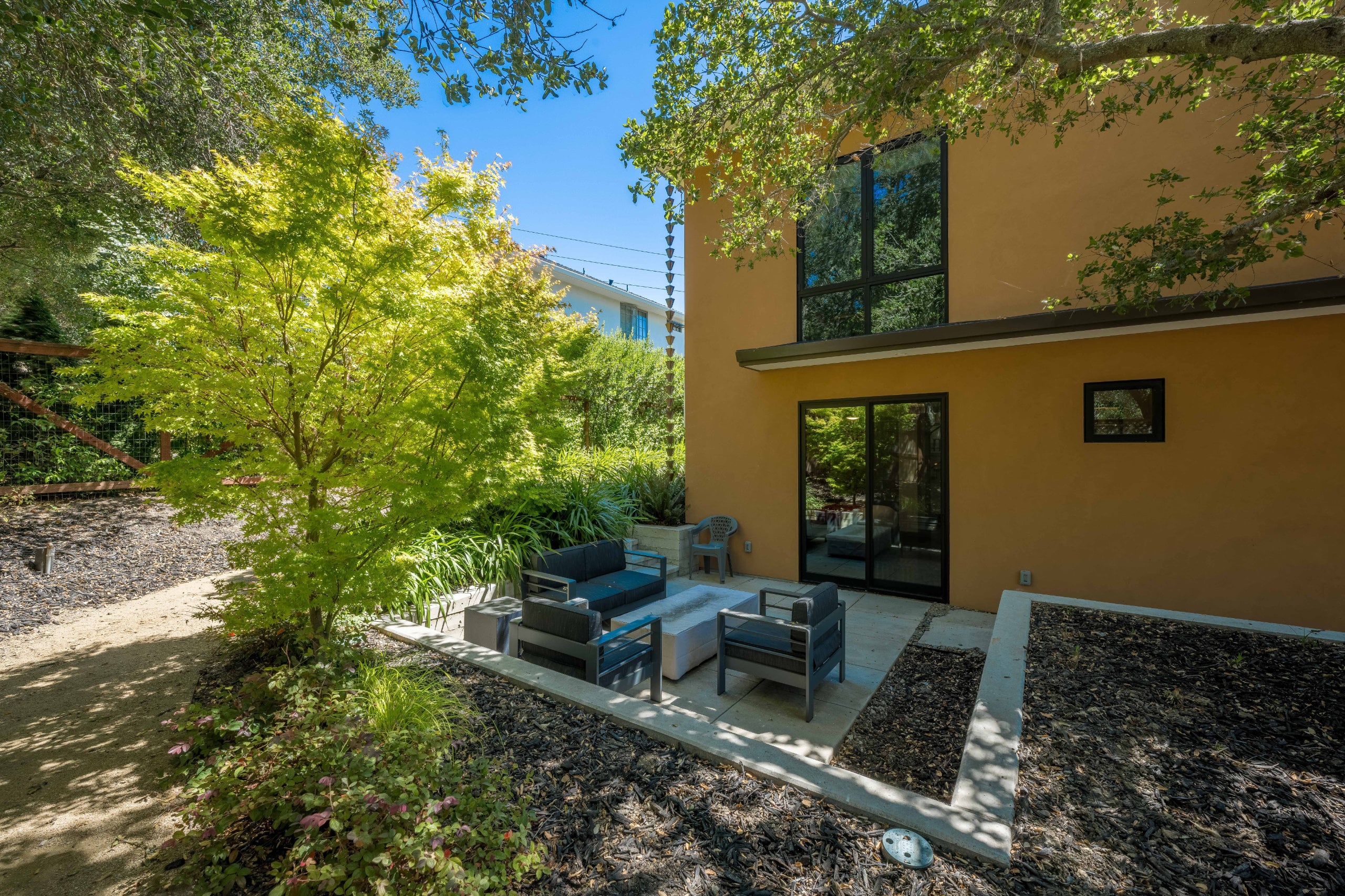 37 pascale court 80390 35