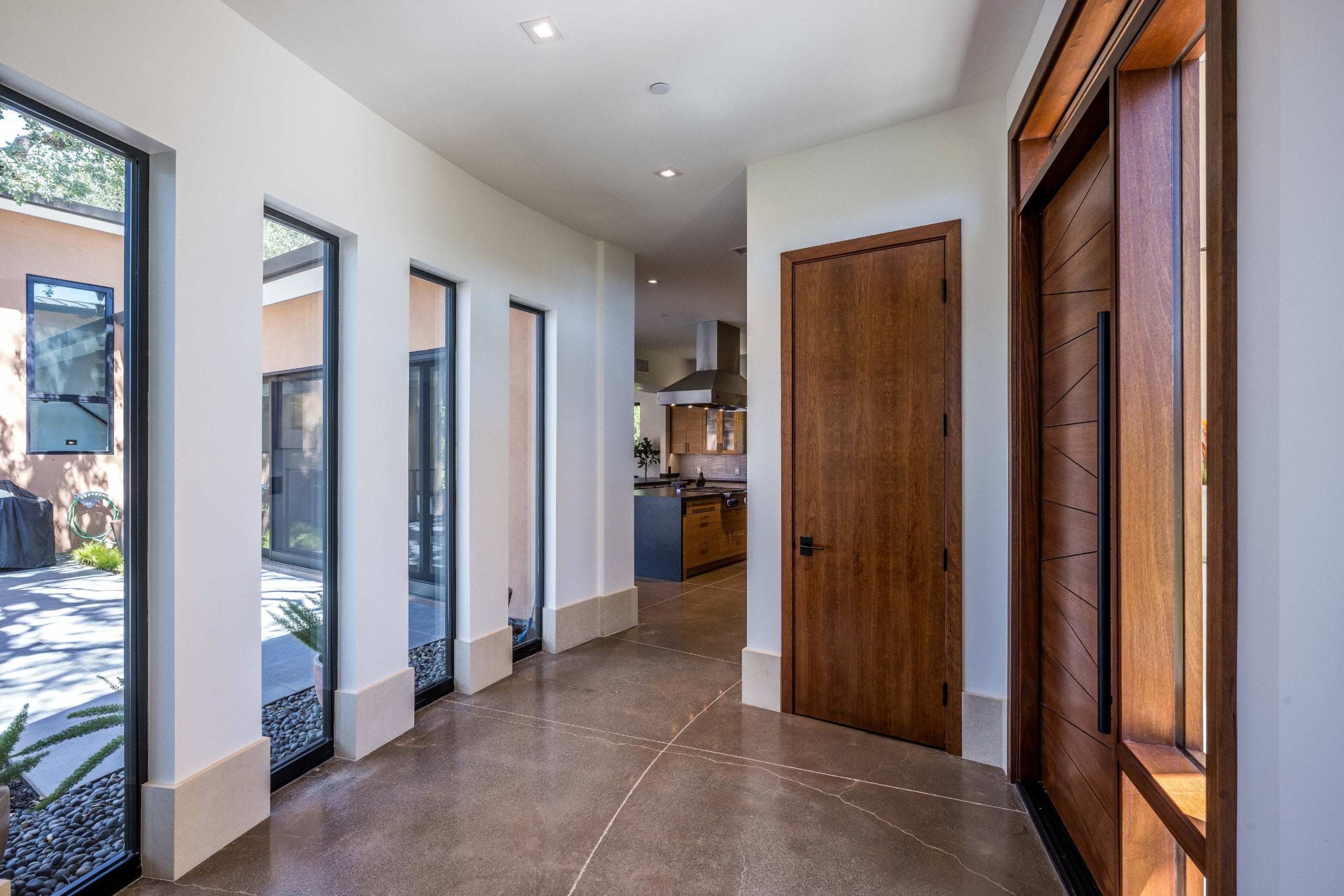 37 pascale court 80390 8