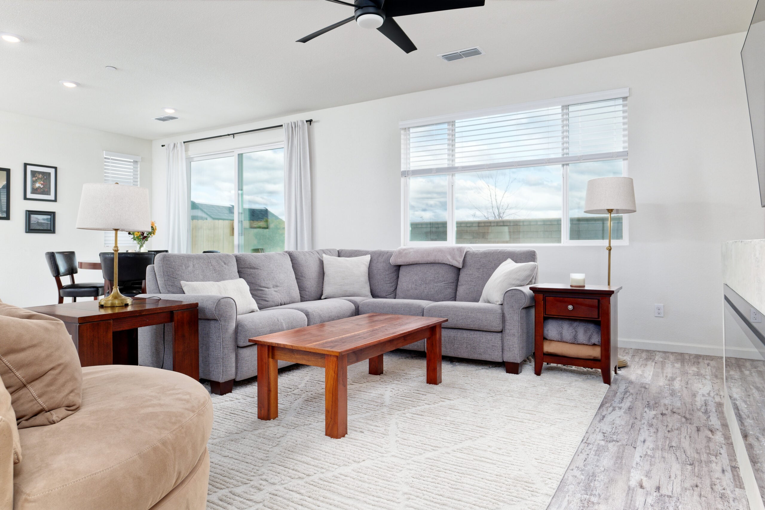 4. living area 2 rose ct